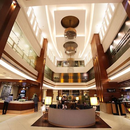 Park Lane Hotel Lahore Extérieur photo