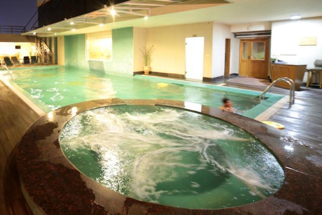 Park Lane Hotel Lahore Extérieur photo