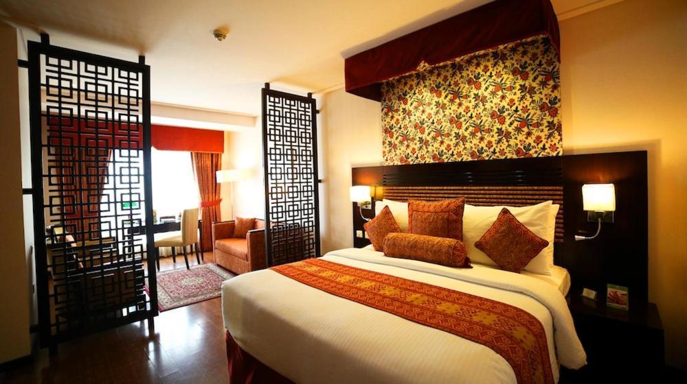 Park Lane Hotel Lahore Extérieur photo