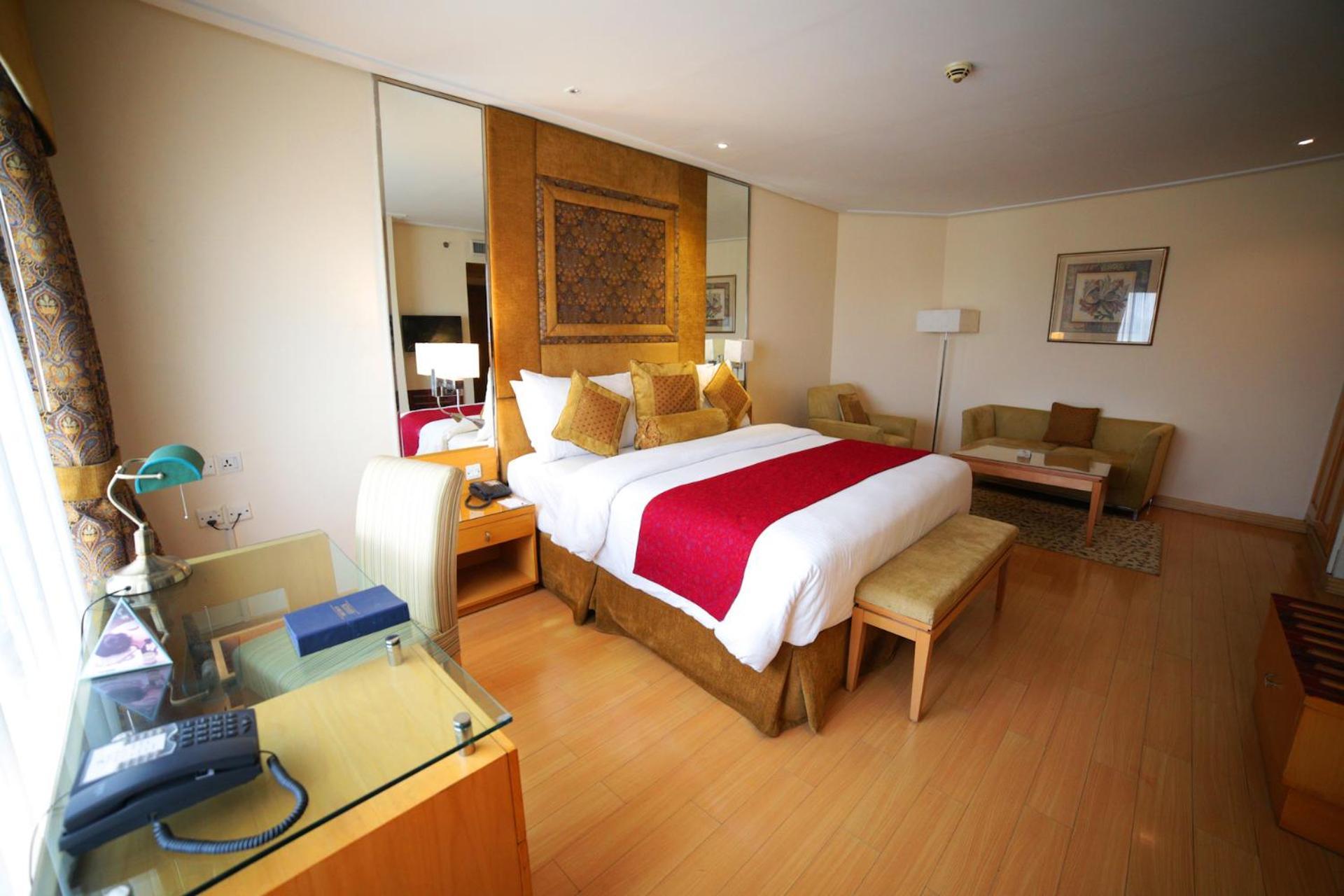 Park Lane Hotel Lahore Extérieur photo